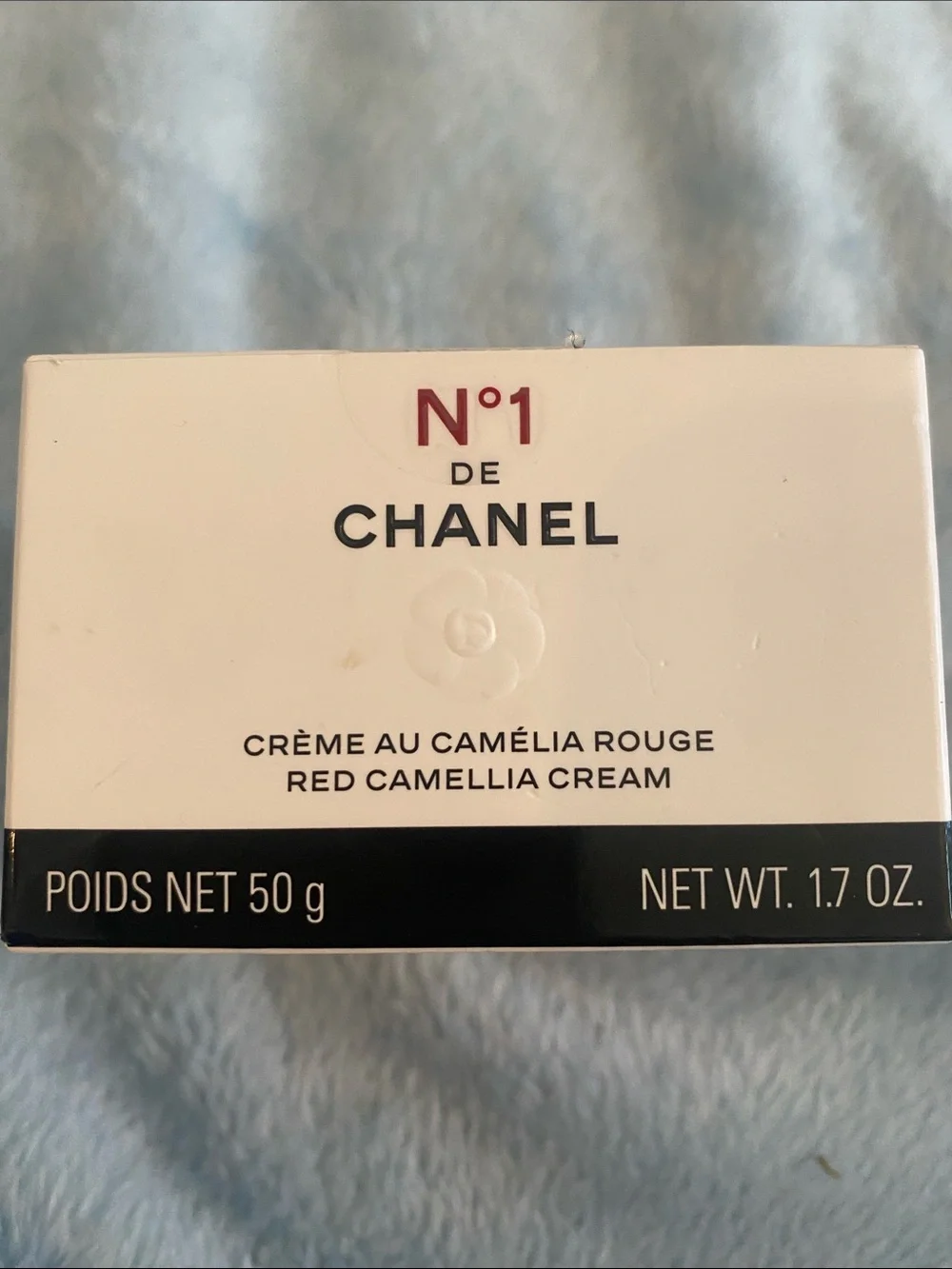 CHANEL N°1 Red Camellia Cream – White & Black Box